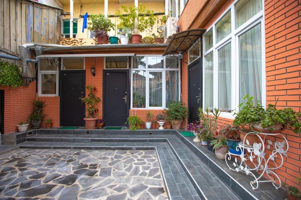 1bedroom Modern / Old Apartment Tbilisi